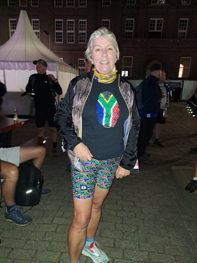  I participated in 4daagse.nl together with 47 000 other walkers, did 50km p day for 4days, this is best i could do to show you my funky pants!! I also have 2pairs for cycling and bought a pair for my friend as well, we love it!!