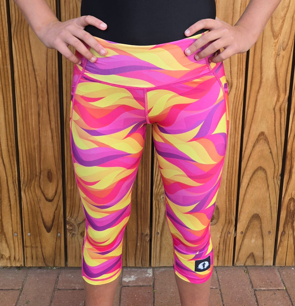 High Waist Funky 3/4 Leggings - She's On Fire